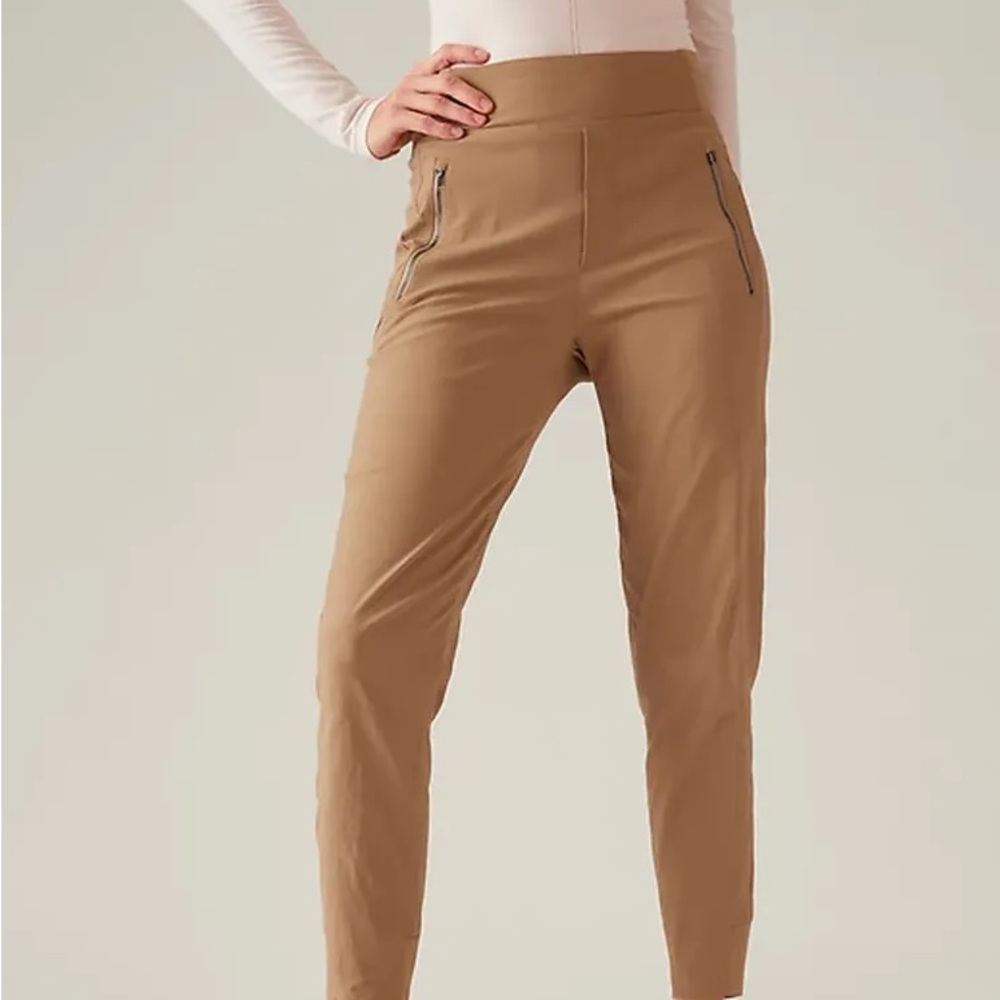 Athleta Trekkie North Jogger Big Sur Brown size 2